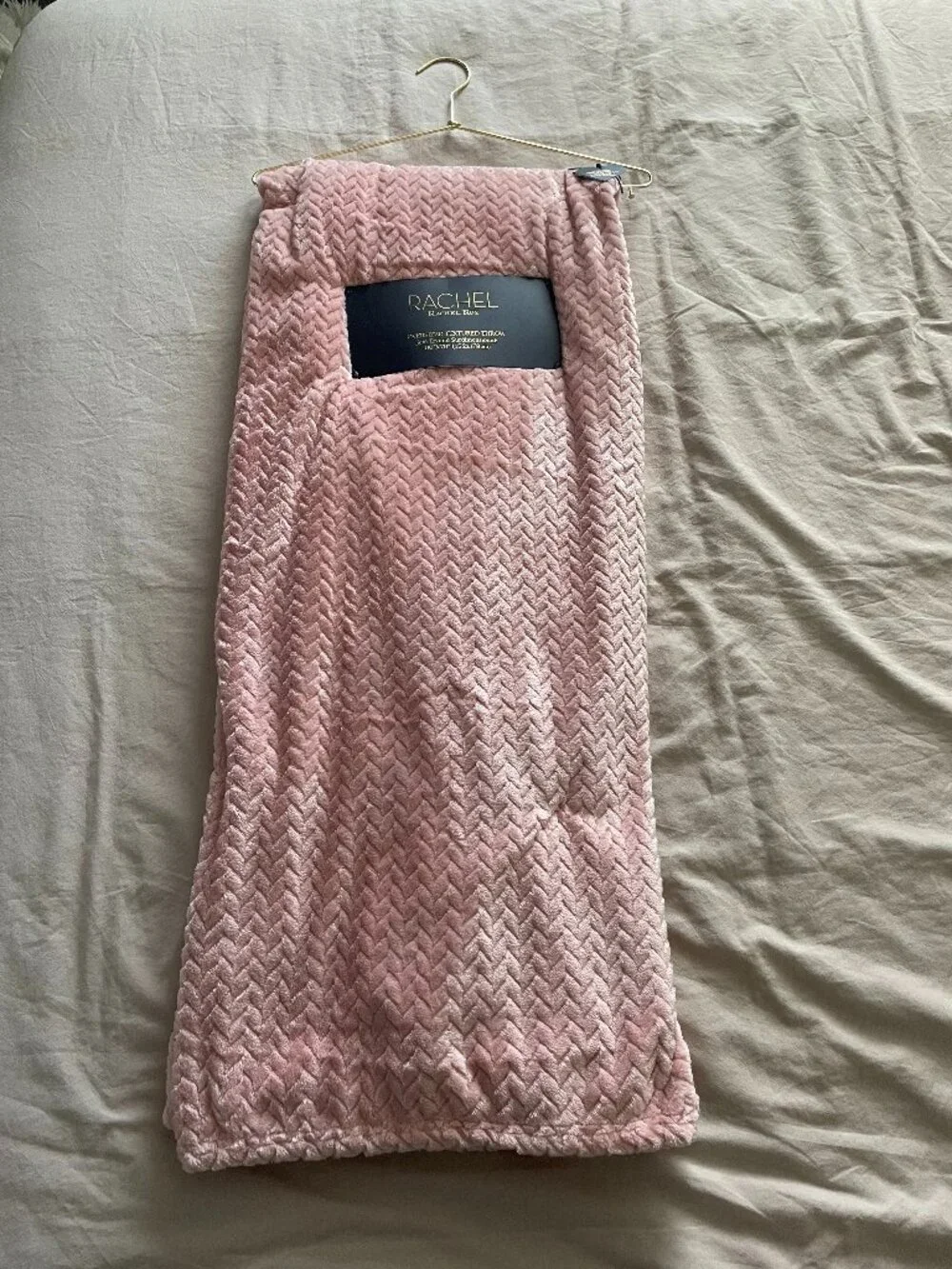 NWT Rachel Roy Oversized Textured Throw Blanket 60 x 70